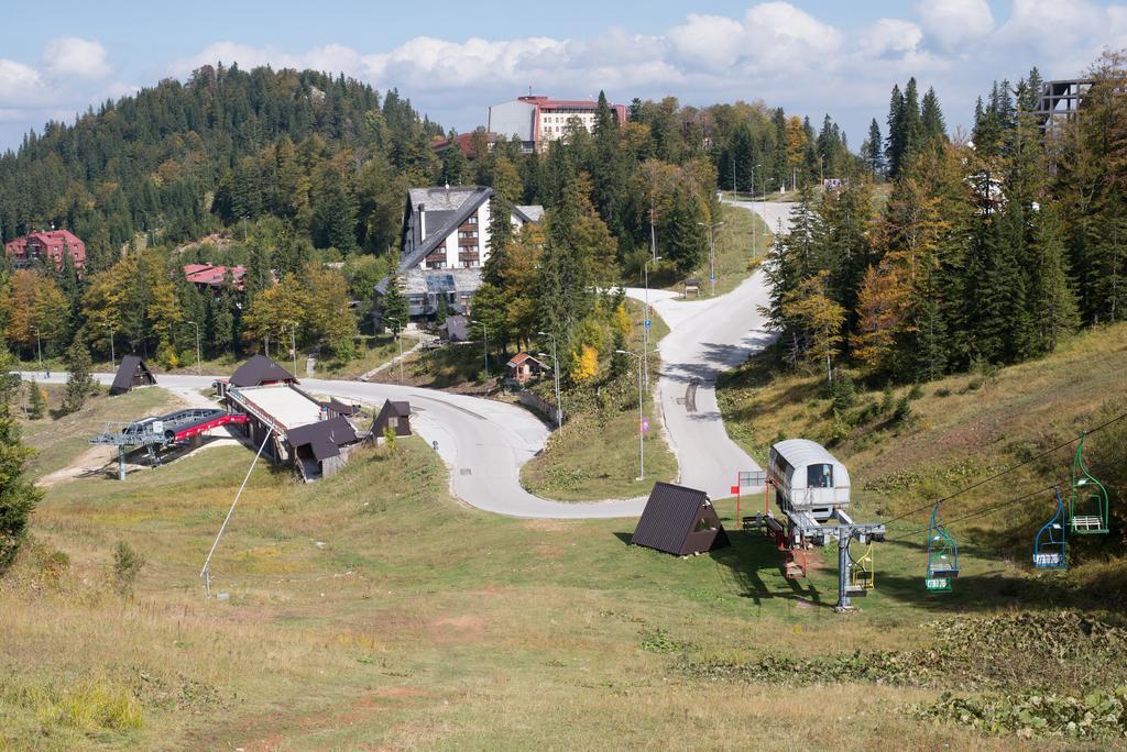 Apartments Ogorjelica Jahorina Exterior foto